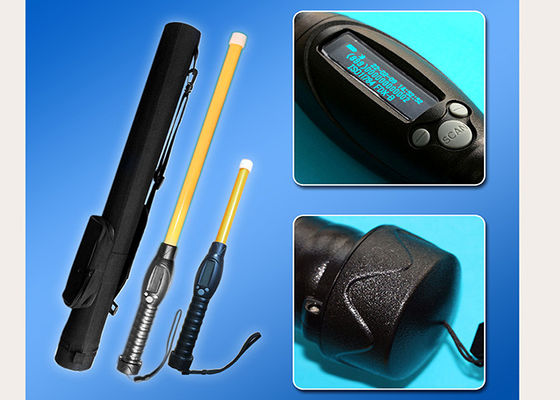 Máy đọc thanh RFID cầm tay với màn hình OLED 3 nút giao diện và Bluetooth 5 để quét vi mạch gia súc chính xác