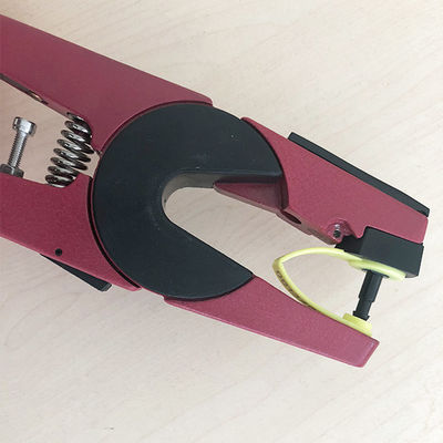 Ứng dụng thẻ tai động vật nông nghiệp bằng hợp kim nhôm FOFIA mới với mã hóa laser cho thẻ tai bò, heo, cừu và ngựa 3 tháng bảo hành